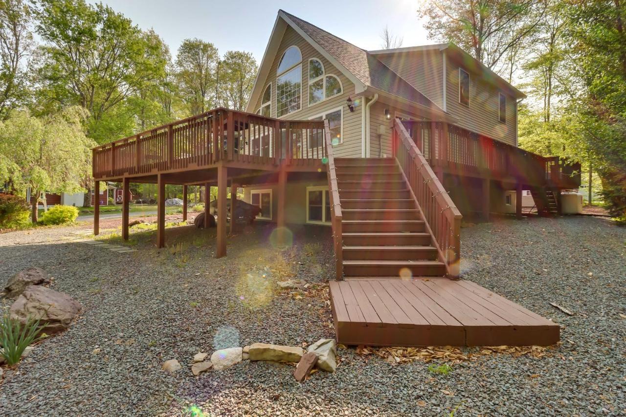 Holiday home Stunning Pocono Vacation With Huge Deck! Pocono Lake